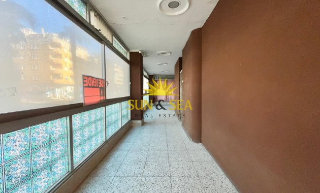 Reventa - Comercial - Torrevieja - Playa del Acequión