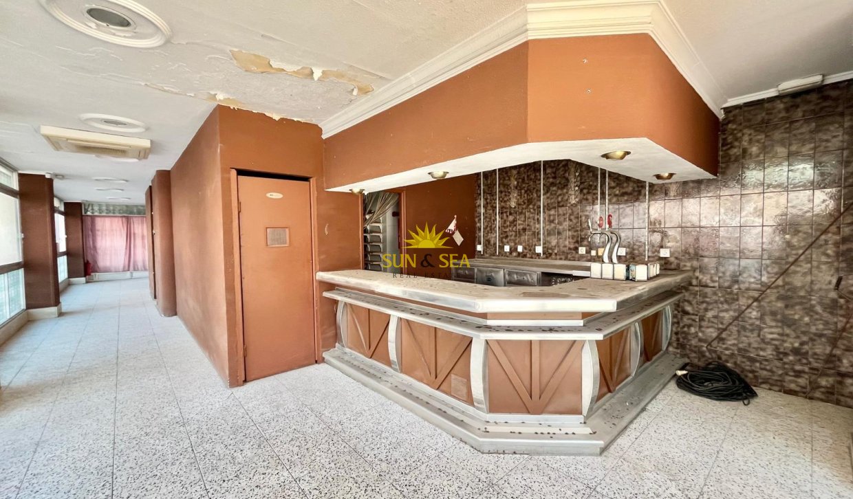 Reventa - Comercial - Torrevieja - Playa del Acequión