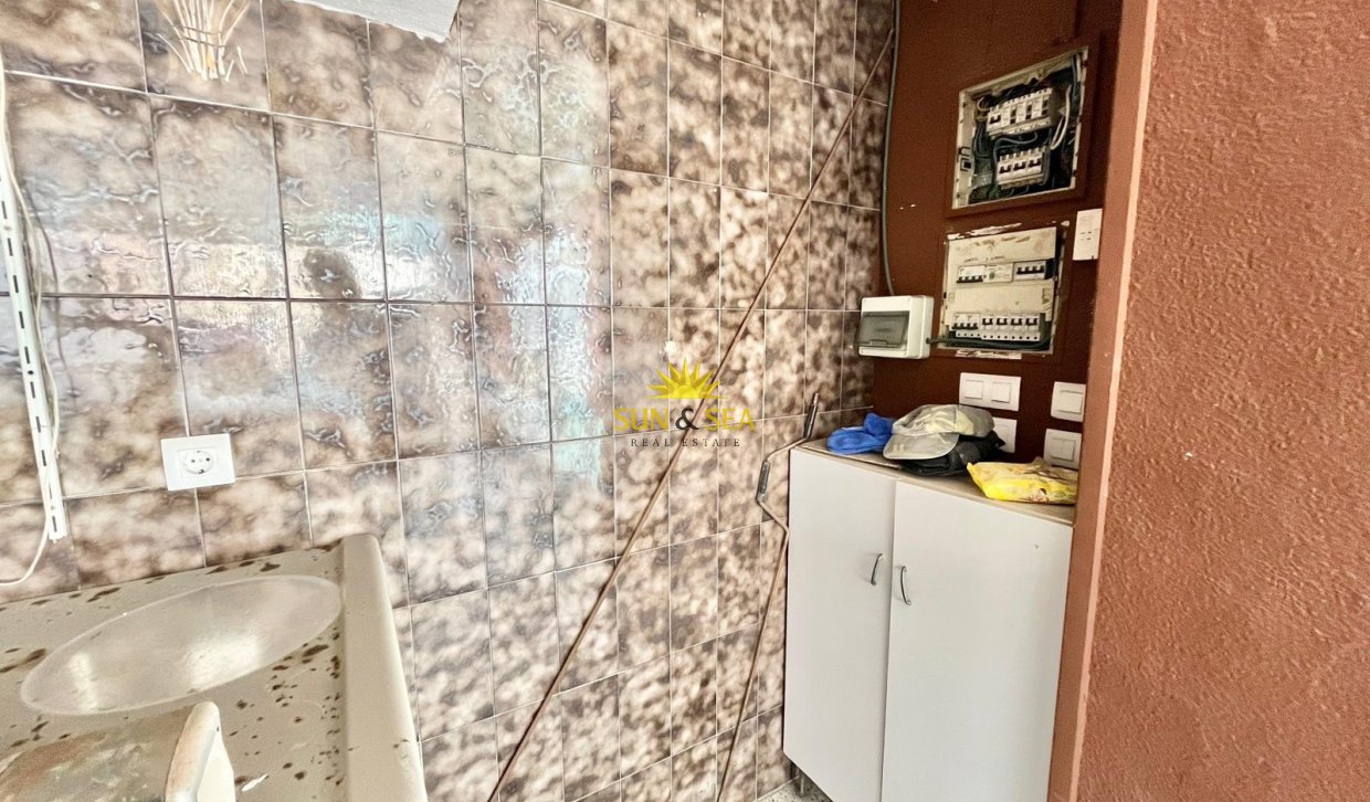 Reventa - Comercial - Torrevieja - Playa del Acequión