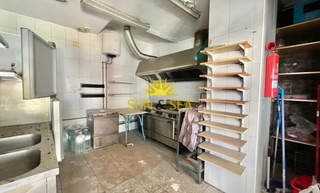 Reventa - Comercial - Torrevieja - Playa del Acequión