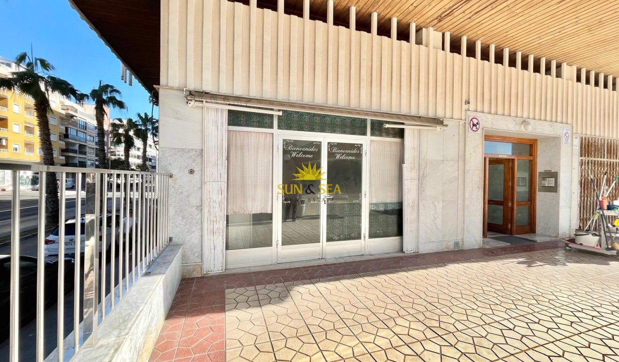 Reventa - Comercial - Torrevieja - Playa del Acequión