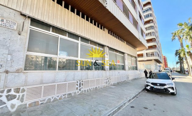 Reventa - Comercial - Torrevieja - Playa del Acequión