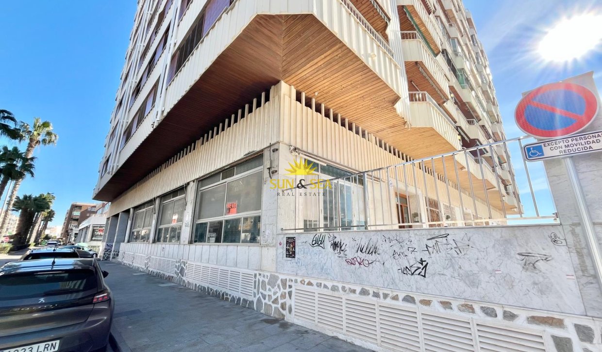 Reventa - Comercial - Torrevieja - Playa del Acequión