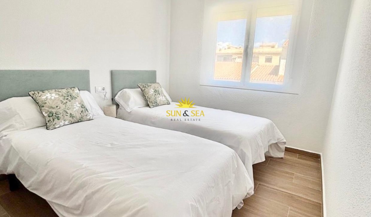 Long Term Rental - Duplex - Torrevieja - Playa Los Naufragos