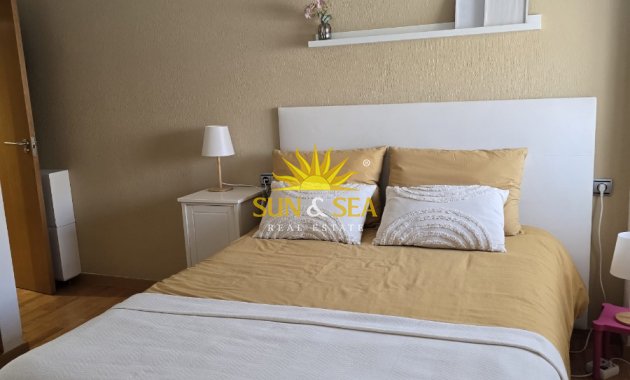 Alquiler a largo plazo - Apartamento - Torrevieja - Centro
