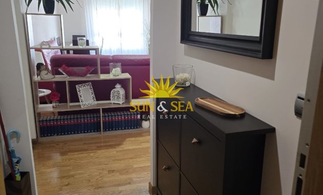 Alquiler a largo plazo - Apartamento - Torrevieja - Centro