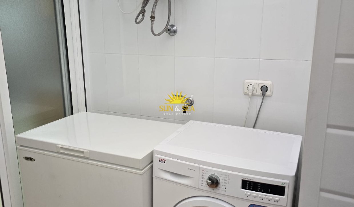 Alquiler a largo plazo - Apartamento - Torrevieja - Centro