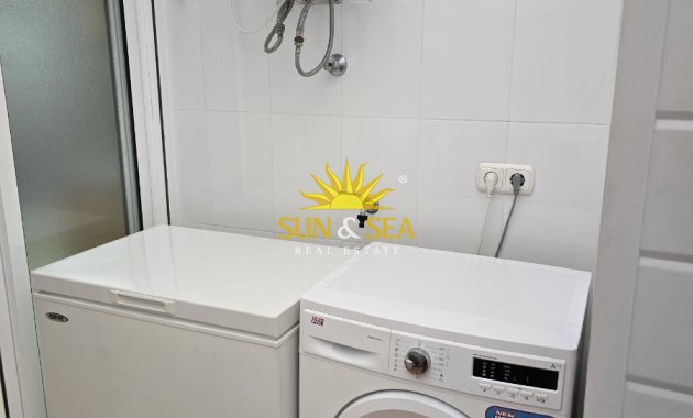 Alquiler a largo plazo - Apartamento - Torrevieja - Centro