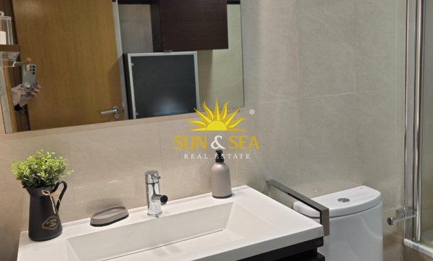 Alquiler a largo plazo - Apartamento - Torrevieja - Centro