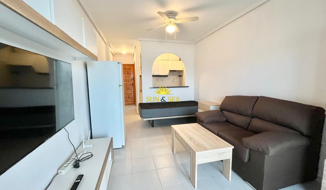 Resale - Studio apartment - Torrevieja - El Chaparral