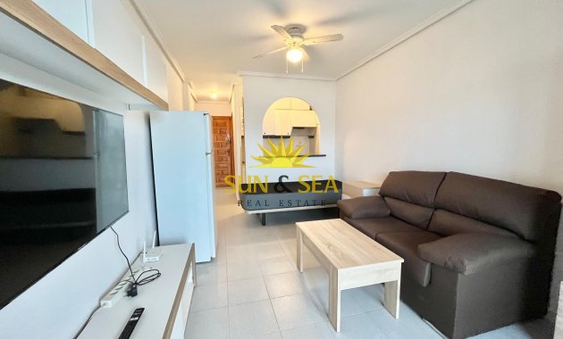 Resale - Studio apartment - Torrevieja - El Chaparral
