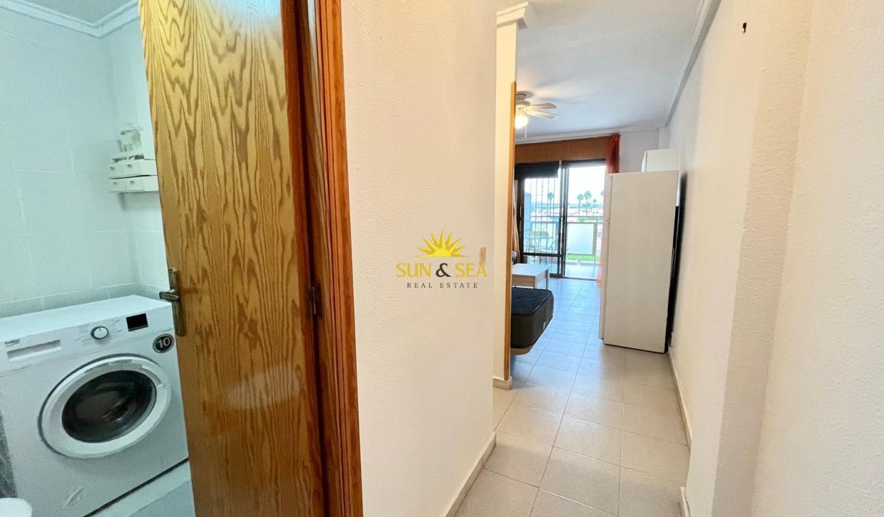 Resale - Studio apartment - Torrevieja - El Chaparral