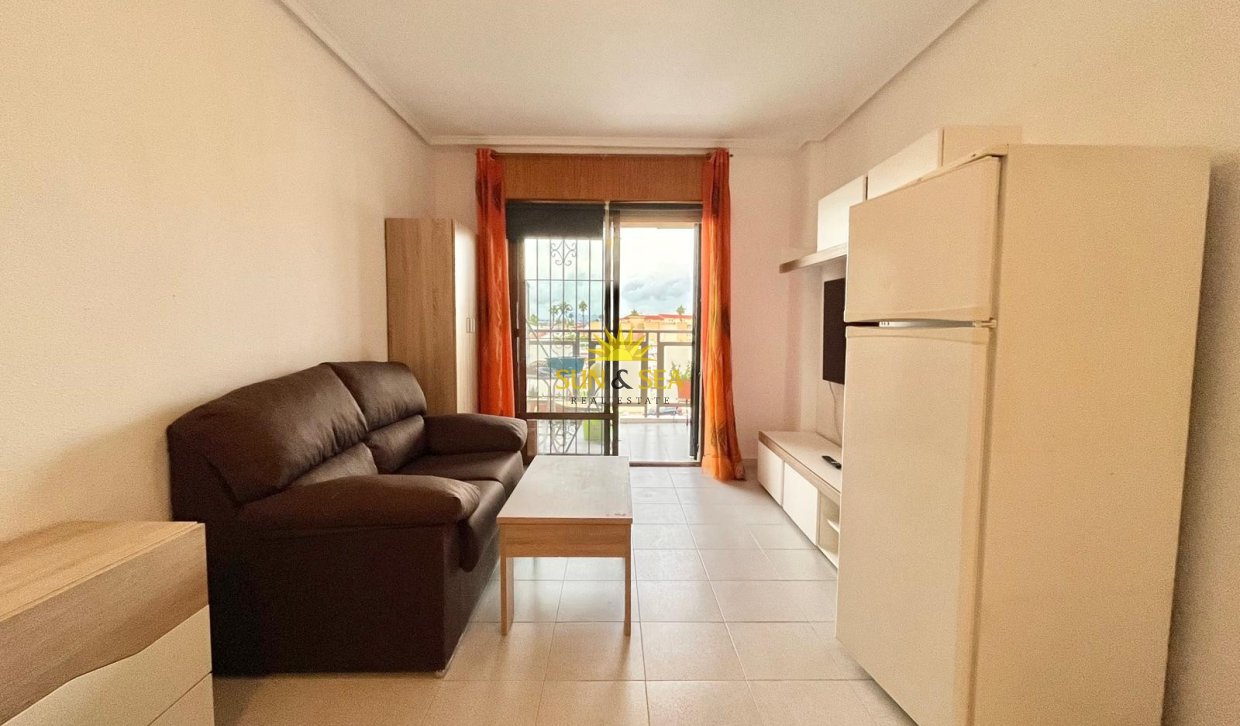 Resale - Studio apartment - Torrevieja - El Chaparral