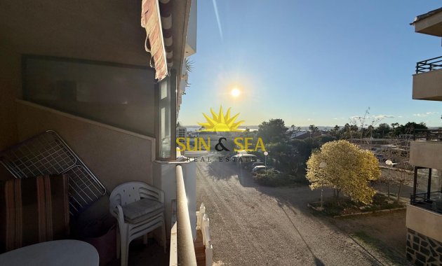 Resale - Studio apartment - Torrevieja - El Chaparral