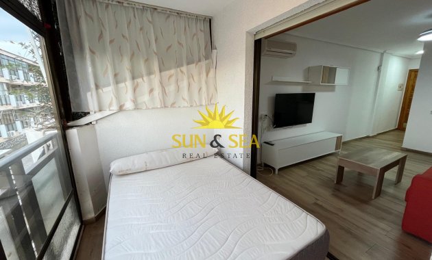 Resale - Studio apartment - Torrevieja - El Chaparral