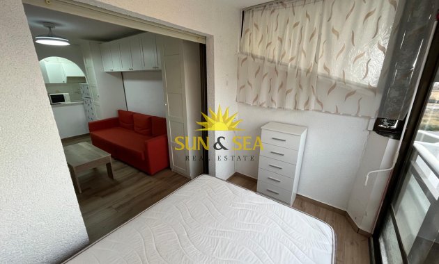 Resale - Studio apartment - Torrevieja - El Chaparral