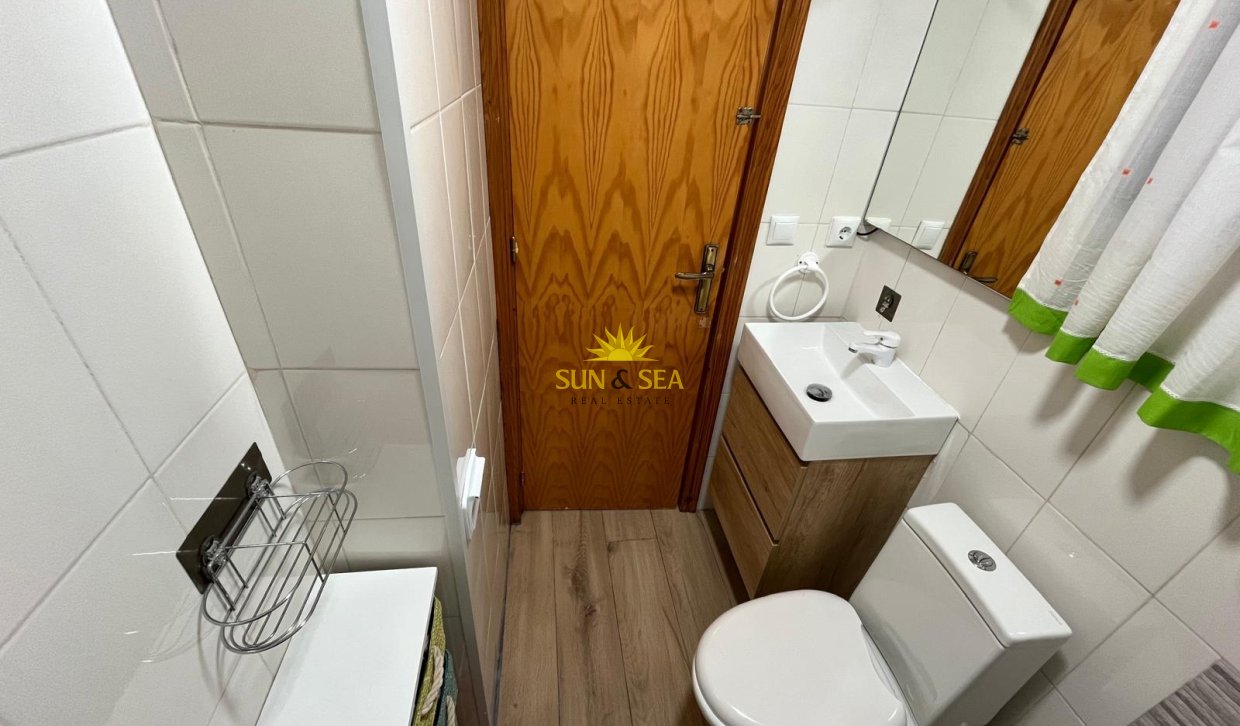 Resale - Studio apartment - Torrevieja - El Chaparral