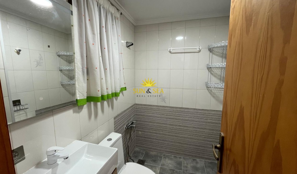 Resale - Studio apartment - Torrevieja - El Chaparral