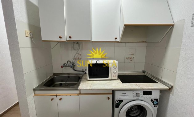 Resale - Studio apartment - Torrevieja - El Chaparral
