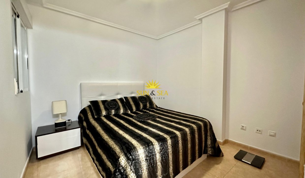 Reventa - Apartamento - Torrevieja - Playa del Cura
