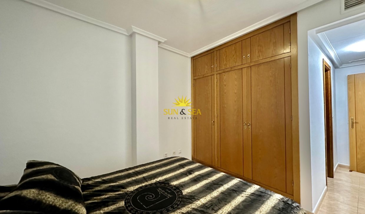 Reventa - Apartamento - Torrevieja - Playa del Cura