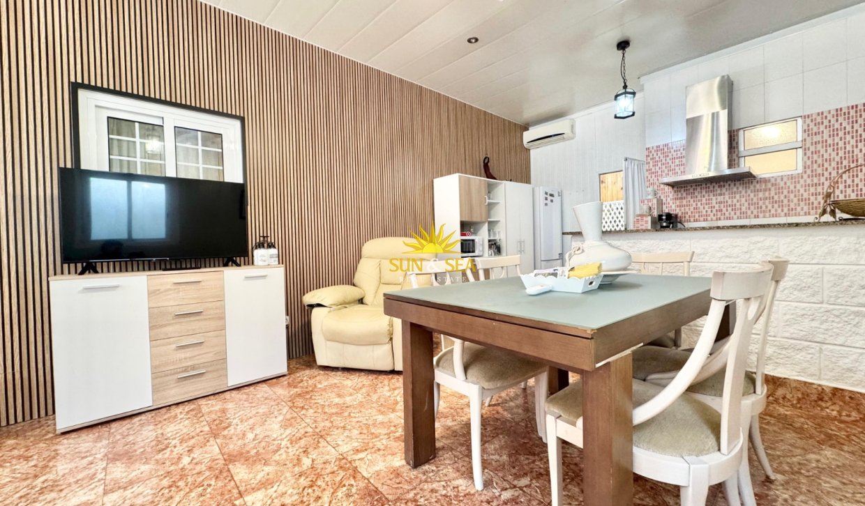 Langfristige Vermietung - Ground Floor - 