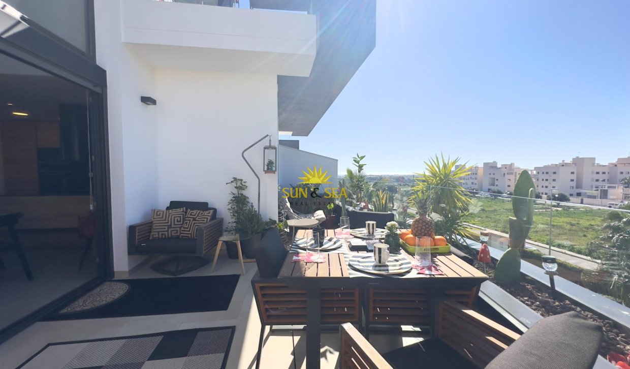 Reventa - Atico - Orihuela Costa - Los Dolses