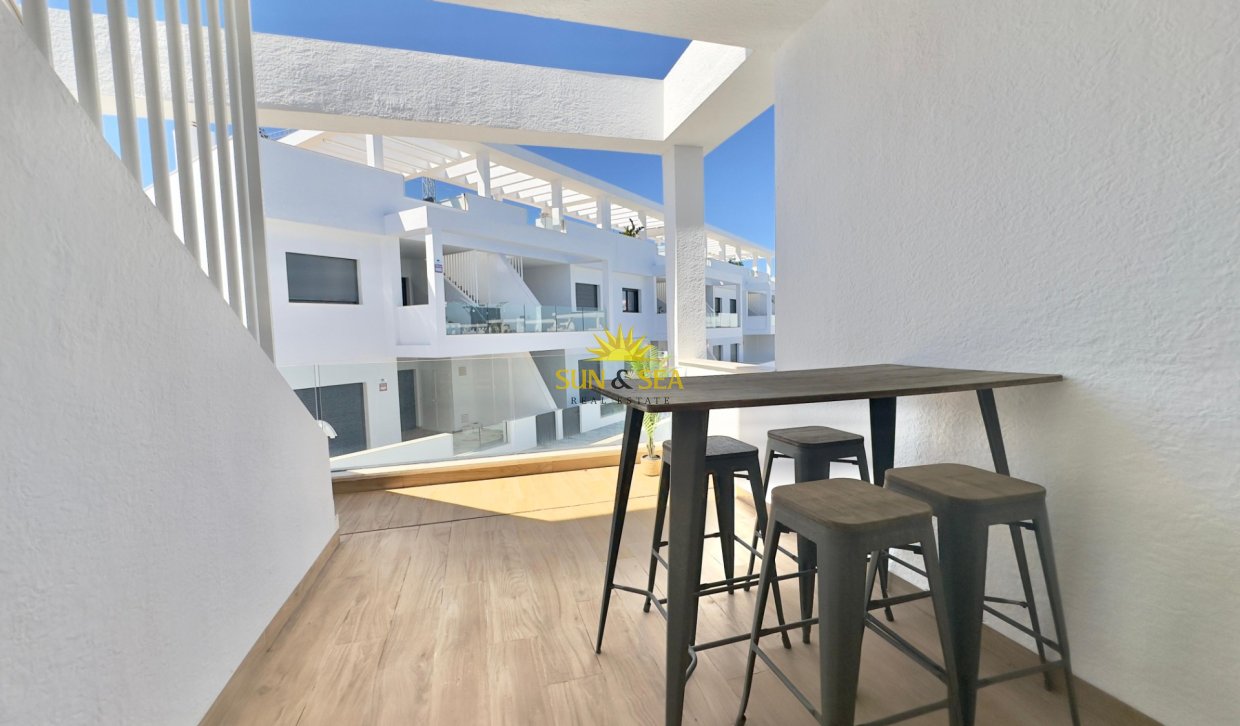 Reventa - Bungalow - Torrevieja - Los balcones
