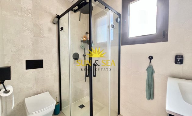 Resale - Villa / Semi detached - Algorfa