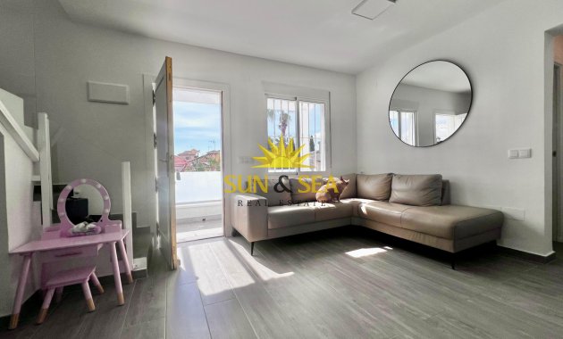 Resale - Villa - San Miguel de Salinas - Las filipinas