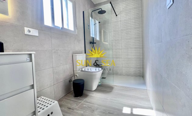 Resale - Villa - San Miguel de Salinas - Las filipinas
