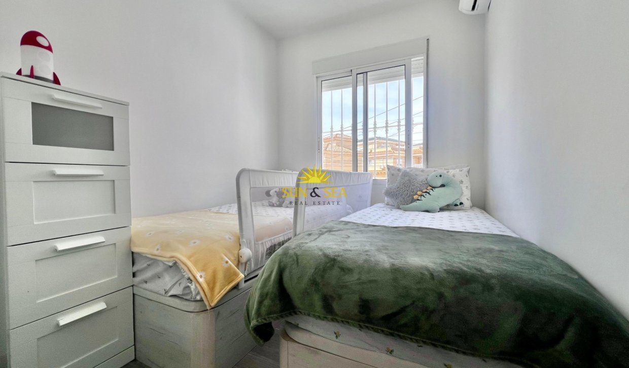 Resale - Villa - San Miguel de Salinas - Las filipinas
