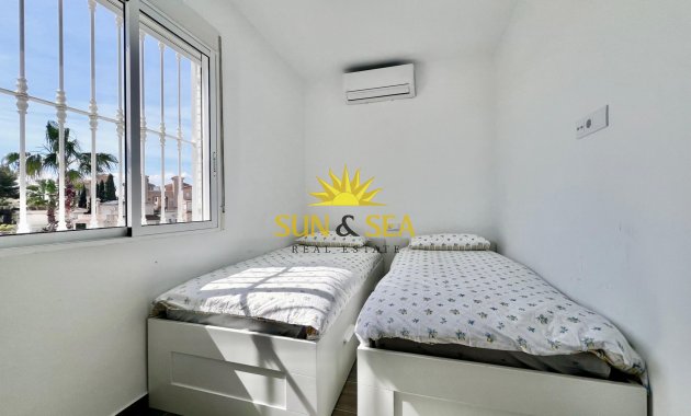 Resale - Villa - San Miguel de Salinas - Las filipinas