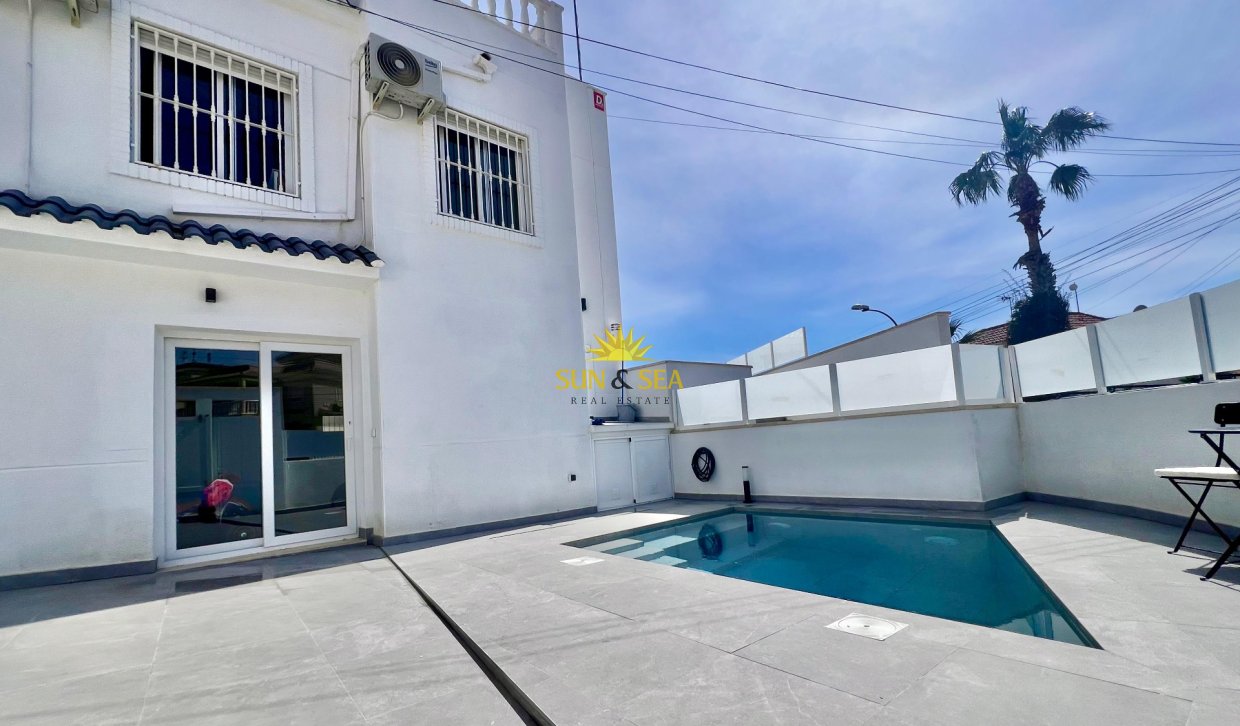 Resale - Villa - San Miguel de Salinas - Las filipinas