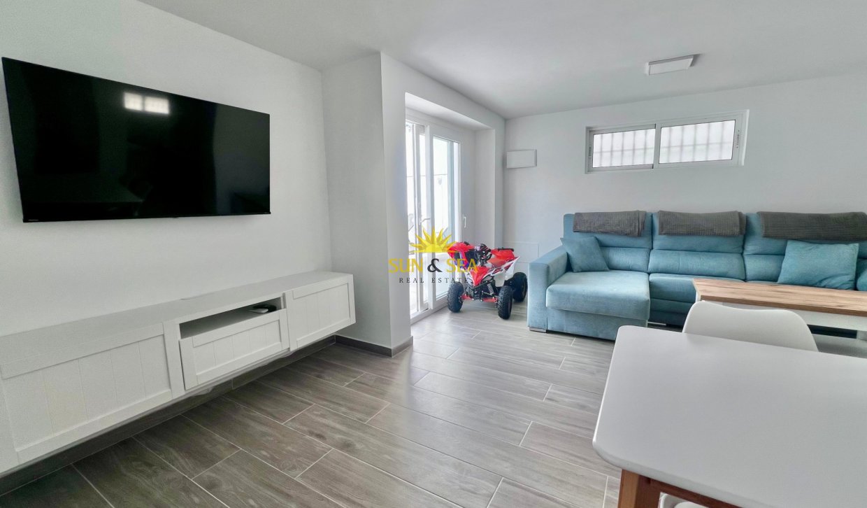 Resale - Villa - San Miguel de Salinas - Las filipinas