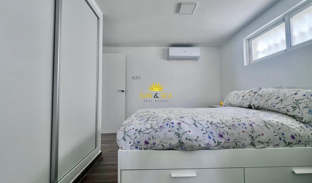 Resale - Villa - San Miguel de Salinas - Las filipinas