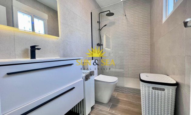 Resale - Villa - San Miguel de Salinas - Las filipinas