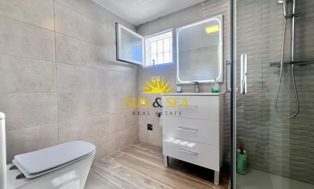 Resale - Villa - San Miguel de Salinas - Las filipinas
