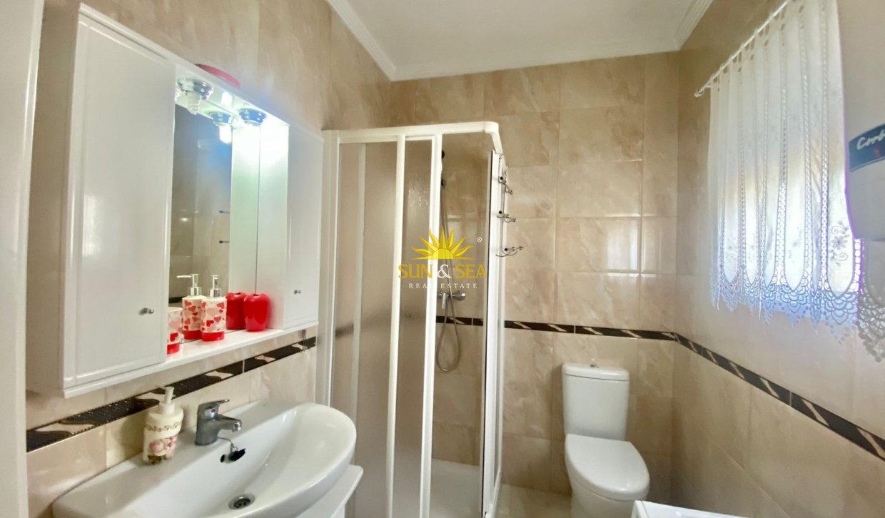 Langfristige Vermietung - Villa - Torrevieja - Playa de los Locos