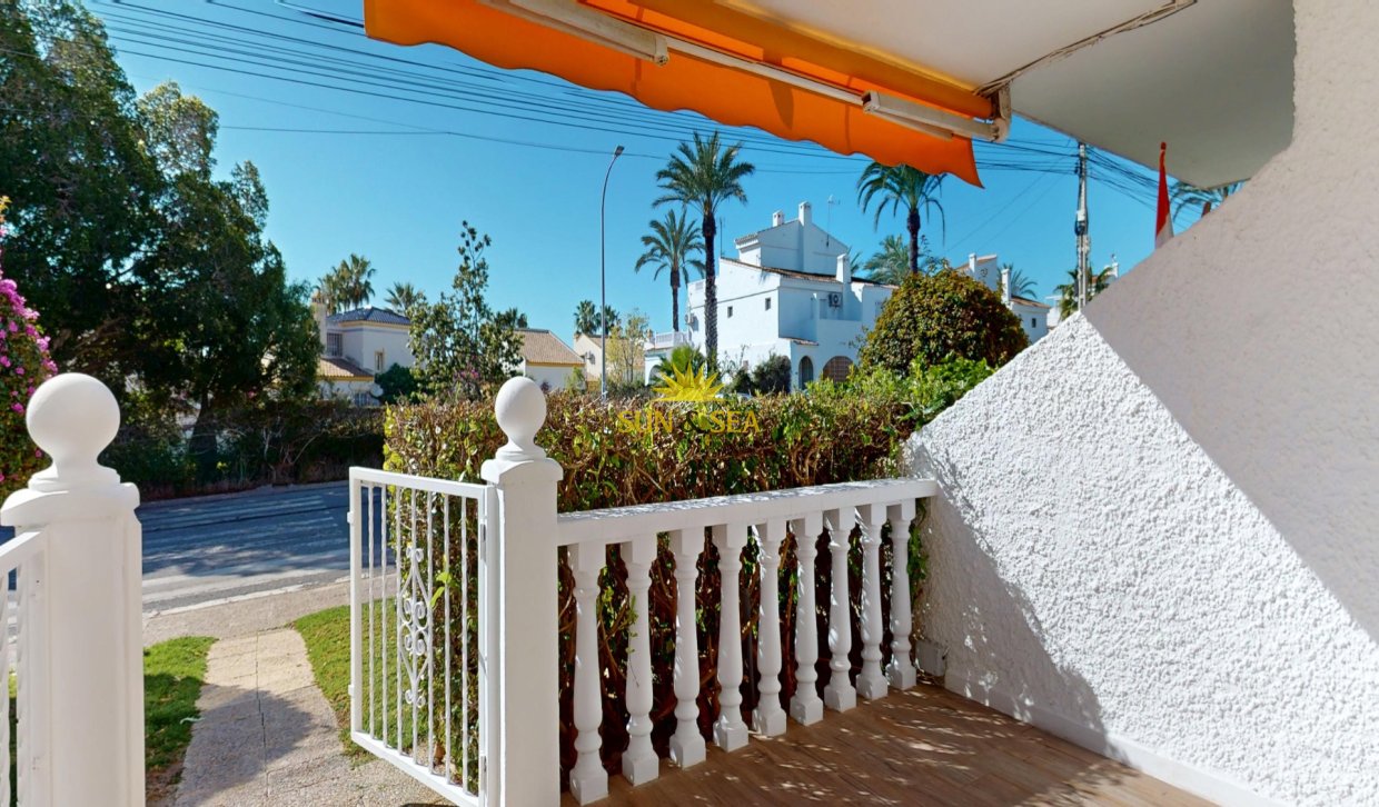 Resale - Townhouse - Orihuela Costa - Villamartín