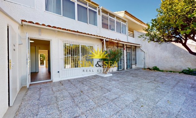 Resale - Townhouse - Orihuela Costa - Villamartín