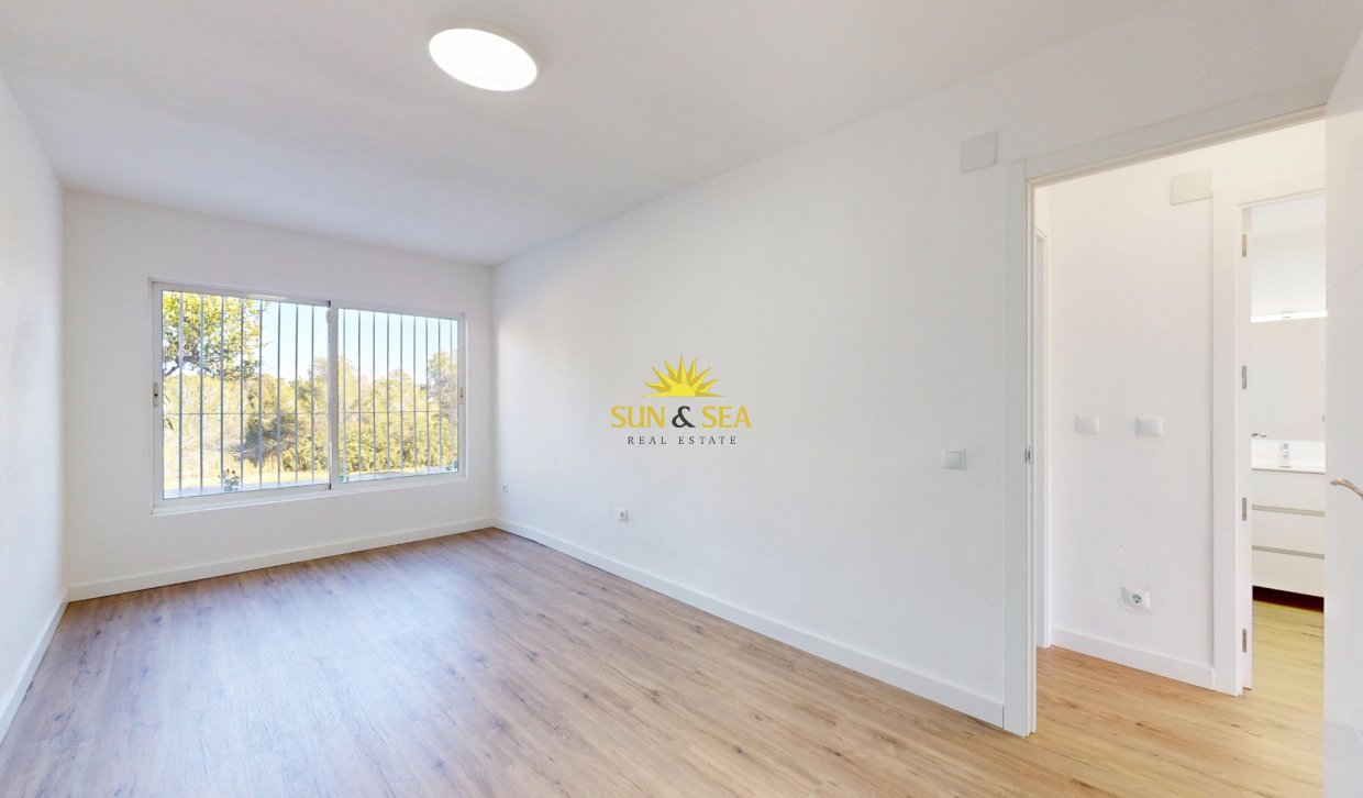 Resale - Townhouse - Orihuela Costa - Villamartín