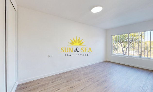 Resale - Townhouse - Orihuela Costa - Villamartín