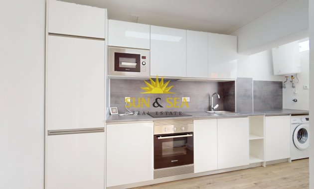Resale - Townhouse - Orihuela Costa - Villamartín