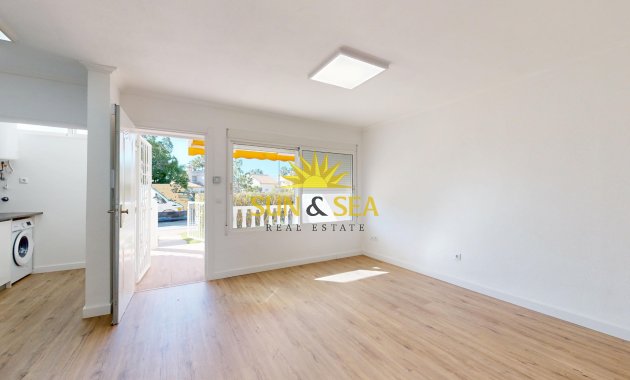 Resale - Townhouse - Orihuela Costa - Villamartín