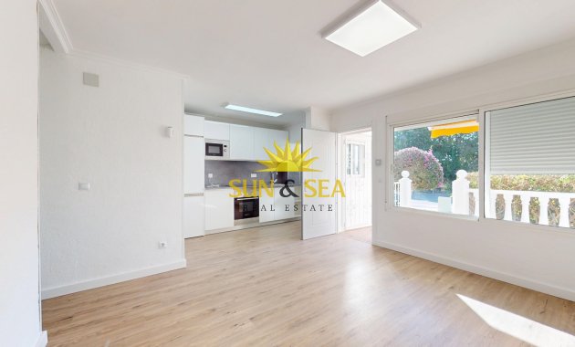 Resale - Townhouse - Orihuela Costa - Villamartín