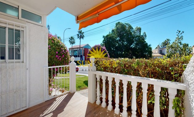Resale - Townhouse - Orihuela Costa - Villamartín