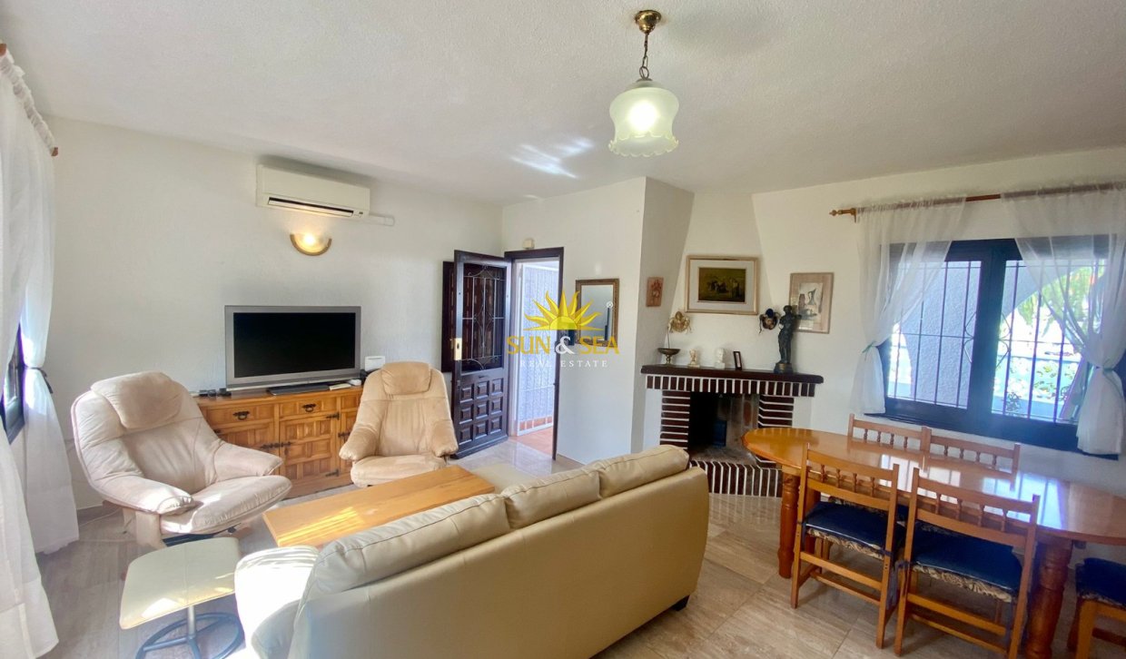 Langfristige Vermietung - Villa - Torrevieja - Playa de los Locos