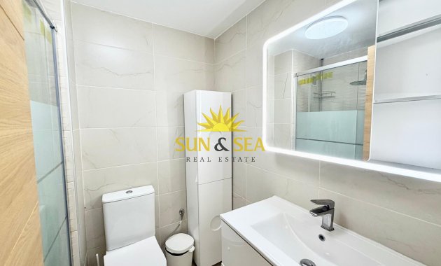 Reventa - Apartamento - Torrevieja - La Mata