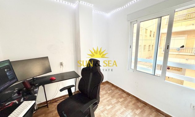 Reventa - Apartamento - Torrevieja - La Mata